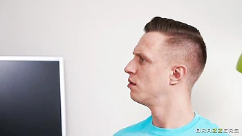 Astonishing doggy style fuck with a gorgeous brunette Roxie Sinner