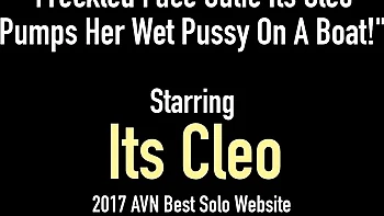 Well-formed truelove at striptease video