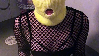 Brunette Solo Webcam Masturbation