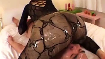 Asian hottie: Doggy, Cowgirl  Licking Porn