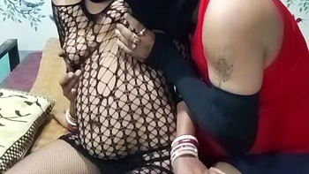 Hot Wife Squiting Her Pusssy Orgasam