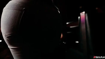 Busty brunette with round ass Brandy Salazar likes intensive anal