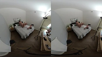 Lady Dee Behind The Scenes VR Part Two – Sexy Slut Screams