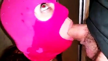 Att suga brst i duschen