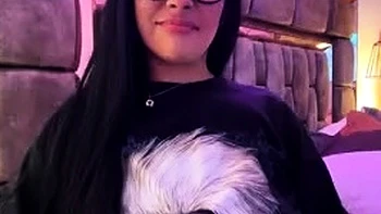 Amateur Teen georgeus brunette 2