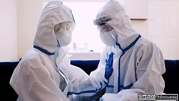 Lola Fae And Petite Blonde - A Pandemic Will Not Stop The Two Lovers