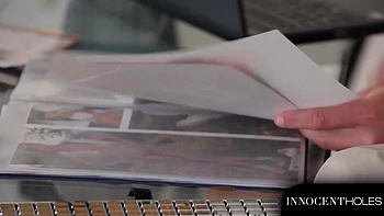 Sultry Slut Jay Dee Gets Double Penetrated To Orgasm