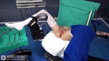 PRIVATE-PATIENT Patient Pia 04