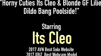 Bewitching Lilie's fingering video