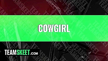 Battle Of The Babes - Riley Reid Vs. Dillion Harper - Who Wins The Award?