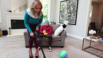 Rachael Cavalli gets fucked in the bathtub by horny Anthony Pierce.