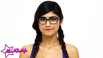 Mia Khalifa - pornhub action
