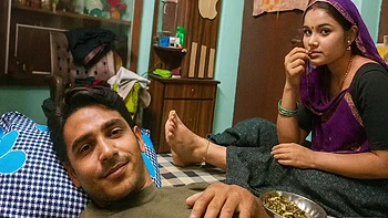 Pakisthani Village Stepsister And Indian Chora Hot Romantic With Kiss By -snapchat143