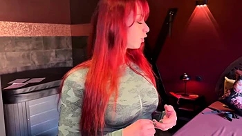 Vittoria invites Irina into her fantasy... - Jacquie et Michel TV