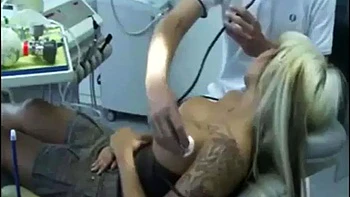 Sneakydentist: Blowjob, Missonary  Big Tits Porn
