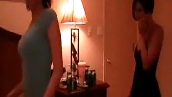 College lesbian fun: Licking, Fansly  Oral Porn