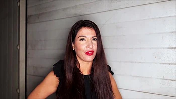 Lena, 25, has a sparkling sexuality! - Jacquie et Michel TV