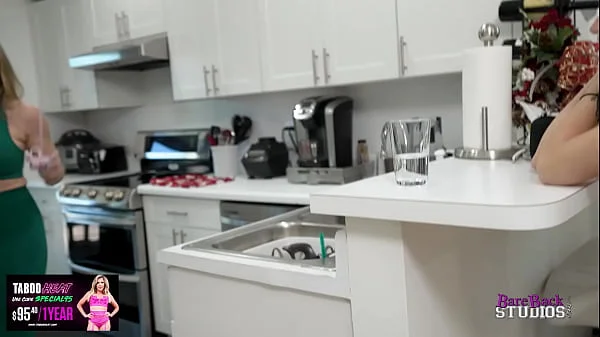 Evelyn Payne in Anal Loving Step Daughter wants a Facial