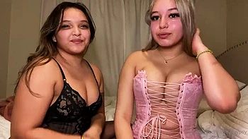 Latina Lesbians Have Sex: Licking, Blonde  Fansly Porn