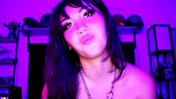 Back To School With Ella Hollywood