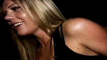 Elena Heiress and Bella Lynn's masturbation xxx by Skankery