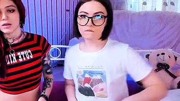 Webcam Teen masturbates and pretends you came in her mouth