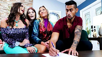 Sweet group blowjob with hot babes Juniper Ren and Teal Conrad