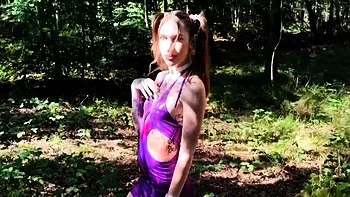 Outdoor pussy masturbation with teenage naked brunette