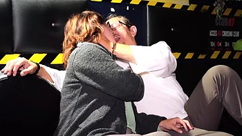 Jade, interchangeable slut ... - Jacquie et Michel TV