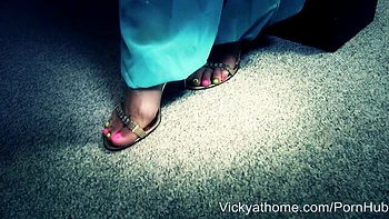Vicky At Home featuring Vicky Vette's milf handjob clip