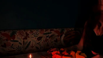 Casal apaixonado faz amor intenso e termina com gozada