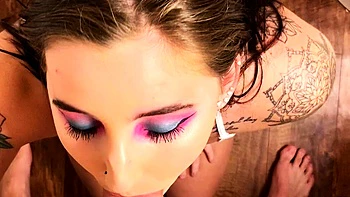 Fatty girl who loves big cocks warms up for a hardcore sex