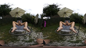 Teasing Frenchie 18.y.o Teen Fingered In Backyard