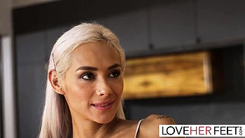 Veronica and Leanne's loveherfeet scene