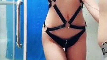 Anchor live broadcasts sex after bathing: Doggy, Big Tits  Amateur Porn