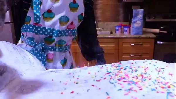 Victoria Cakes Gets Her Fat Ass Made into A Cake By Gibby The Clown