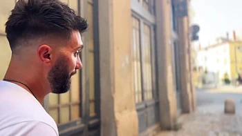 Lily Rose, 35 years old, executive secretary in Cannes! - Jacquie et Michel TV