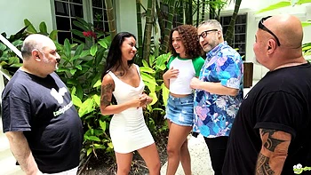 Gorgeous Willow Ryder Fucks Tad Pole