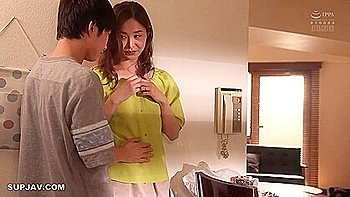 Stepsons Friend Uncensored (natsume)