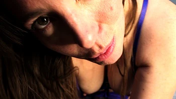 Solo amateur jerks dick