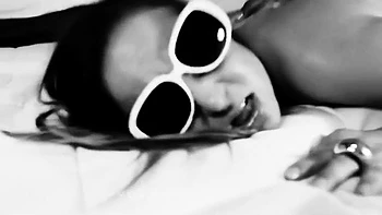 Maman baise en levrette et cowgirl avec une pipe