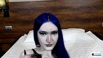 Smiling Malvina's pantyhose xxx