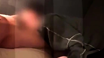 Пьяная жена сосет и кусает член другого мужика