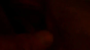 Pareja noruega amateur masturbándose de cerca