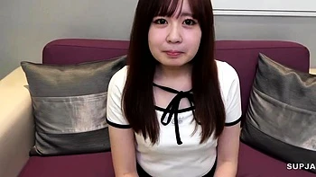 Adolescente japonaise Sara-chan remporte concours de blowjob