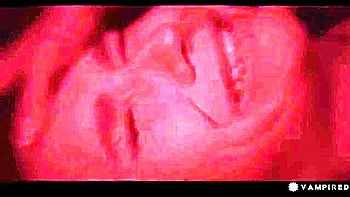 Clemence Audiard, ruiva dominadora com peitos grandes