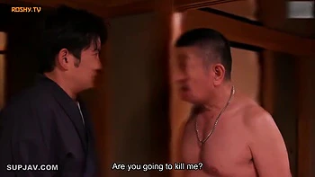 Frustrierte japanische Teen-Brünette Vermieterin