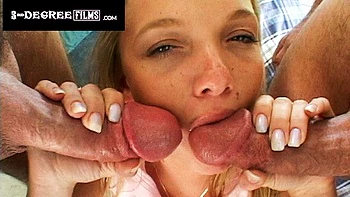 Blonde Babe schluckt tief bei 3er Gangbang mit Doppelpenetration