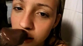 TT et Colombiennes baisées : pipe, levrette, cowgirl