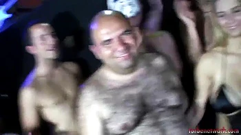 Катка Харлова сосёт и ебется в групповой трах